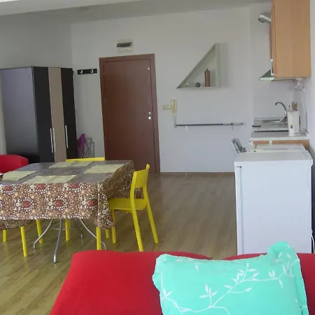 Apartment 405 Ul Rakovina,entrance E, 4 Floor *